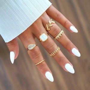 KRISTEN ✨ Gold Minimalist Leaves Crown Boho Rings